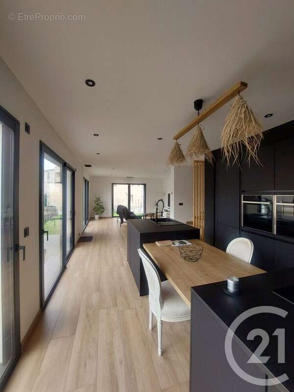 Maison à VILLELONGUE-DE-LA-SALANQUE