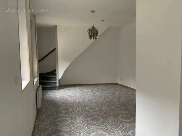 Appartement à CAUDRY
