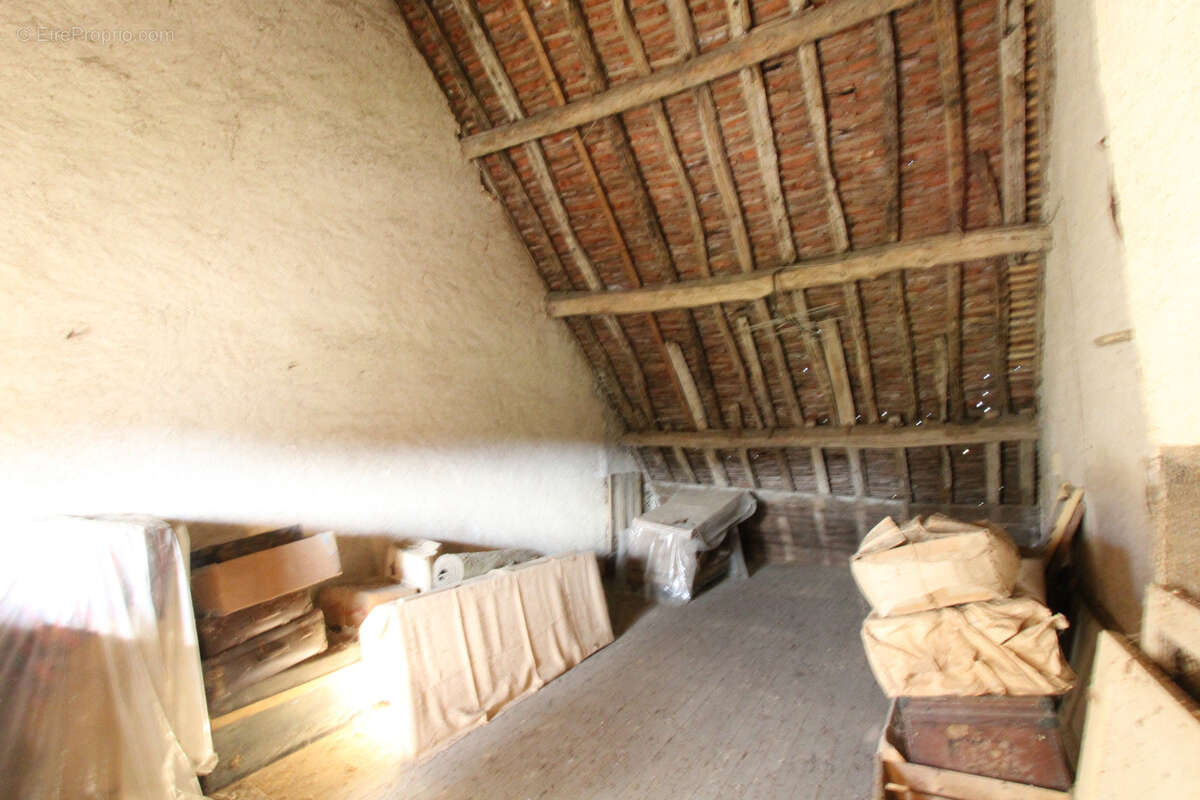 Maison ancienne à rénover proche la Charité - photo 8