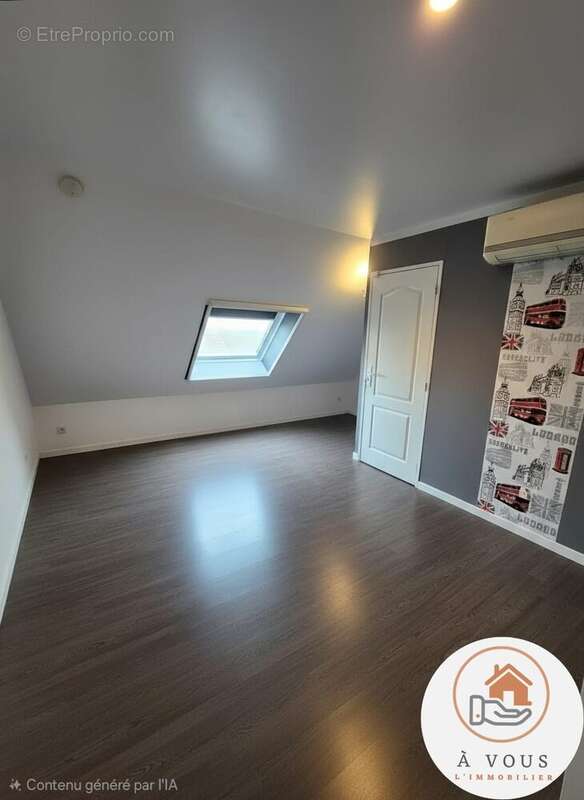 Chambre 3  - Maison à MONTIVILLIERS