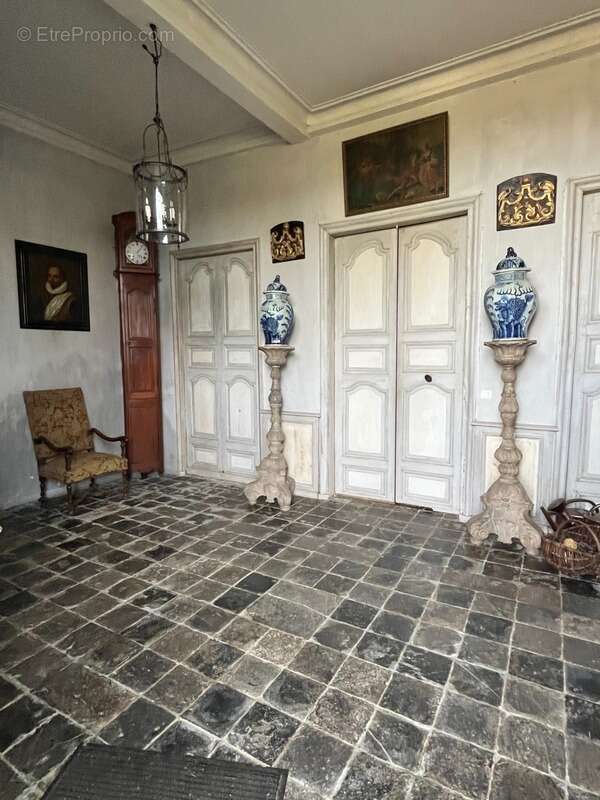 ELEGANT CHATEAU XVIIIs, sans travaux, sur 1 hectare clos de murs, jardin paysagé, chapelle, orangerie, dépendances, pour famille - photo 91
