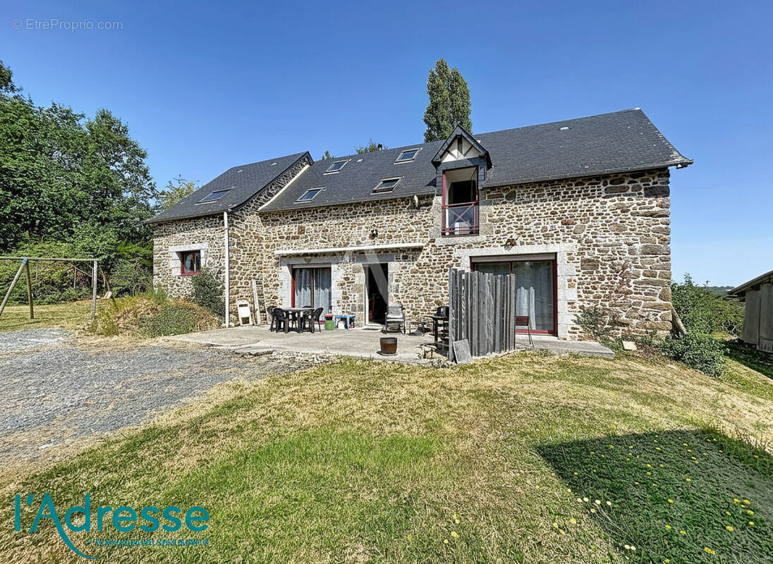 Maison à CONTEST