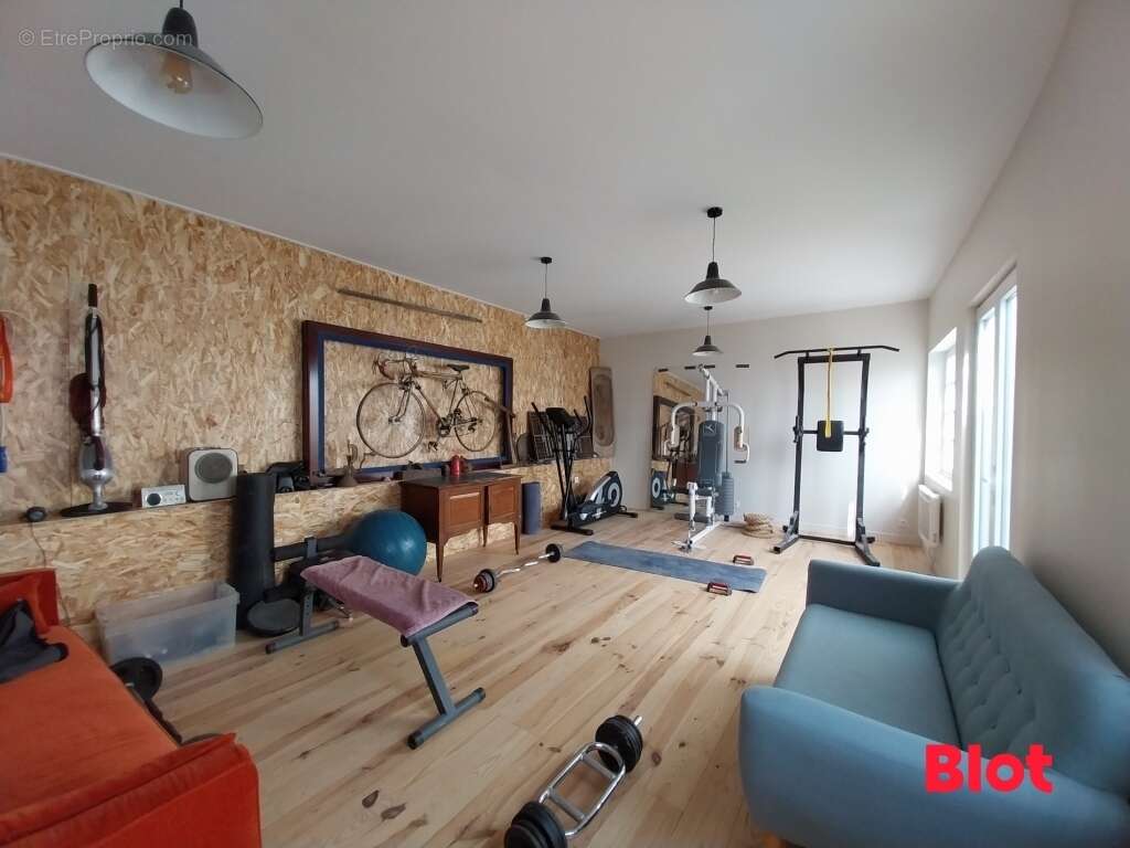 Maison à MINIAC-MORVAN