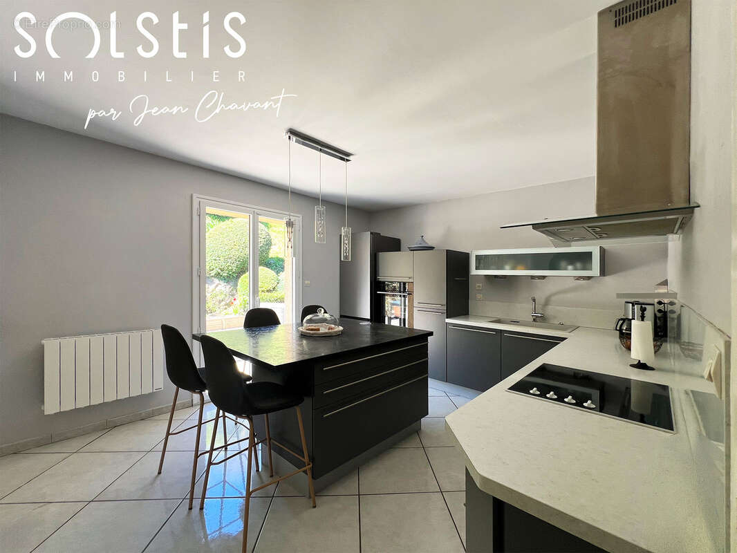 *** belle maison de 140 m2 avec terrain de 1207 m2 *** - photo 8