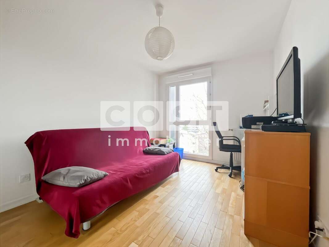 Appartement à COLOMBES