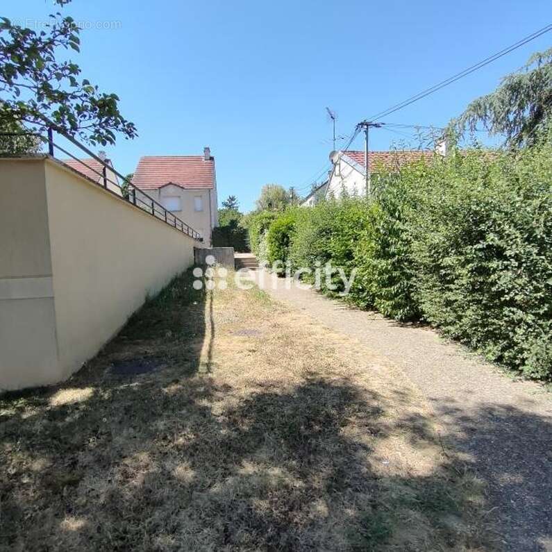 Appartement à VILLENOY