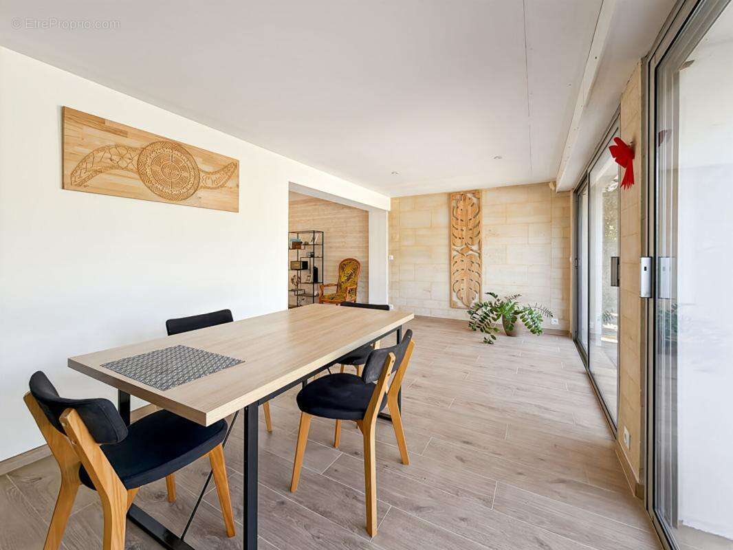 Maison à LE HAILLAN