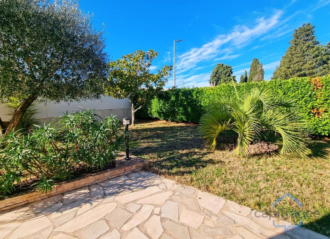 MAISON de 222m² ou double habitation - PISCINE - Terrain arboré de 830m² sans vis-à-vis - CASTRIES (34) - photo 26