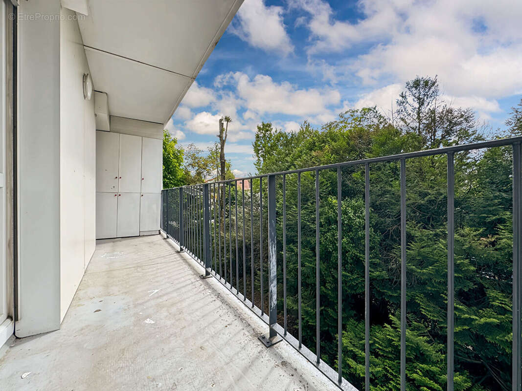 Appartement  6 pièces 111m² proche métro - photo 5