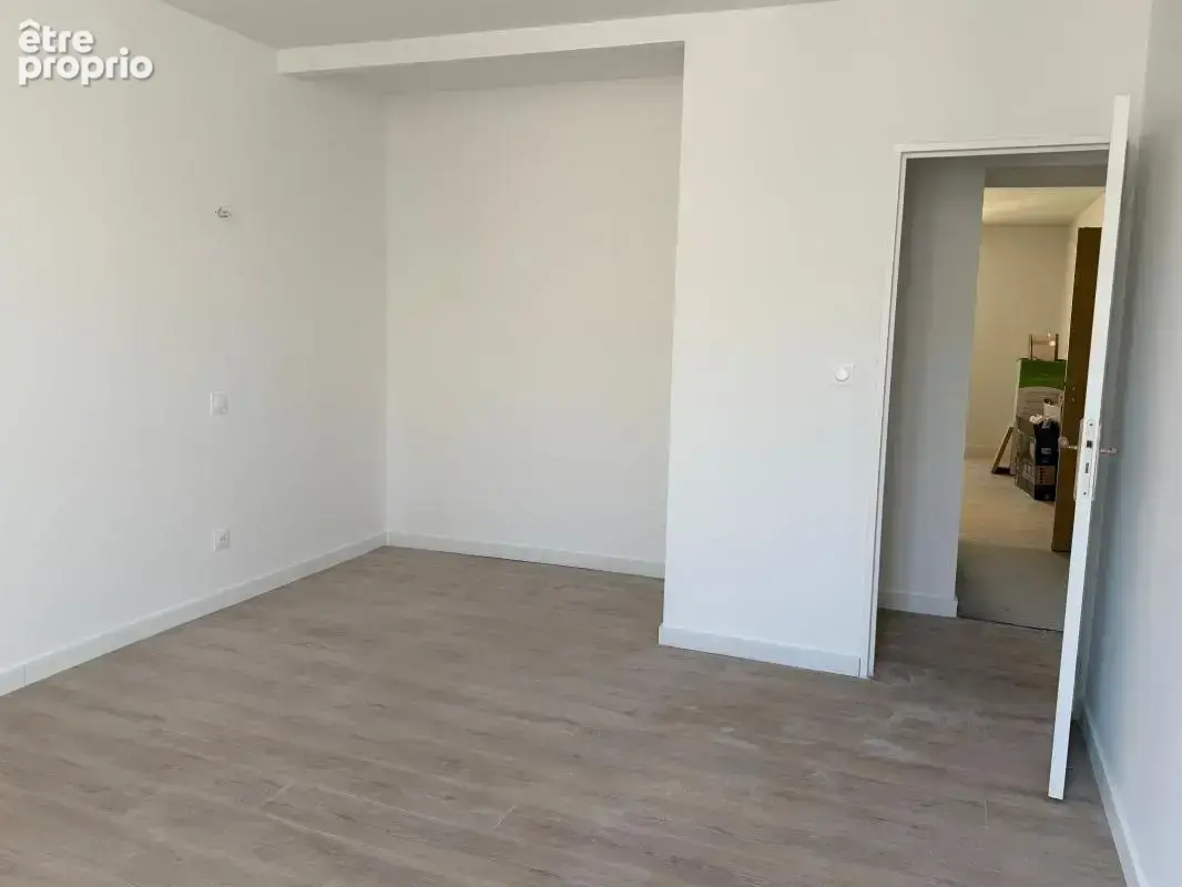 Appartement À Vendre - photo 3