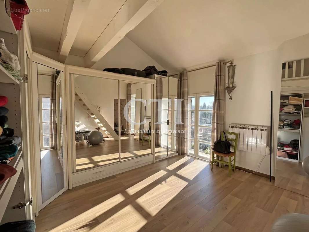 Maison à VAISON-LA-ROMAINE