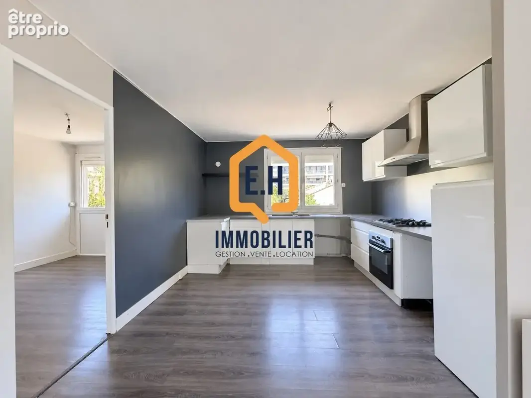 Appartement 4 pièces 69 m² à vendre à La Seyne-Sur-Mer (83500) - photo 2
