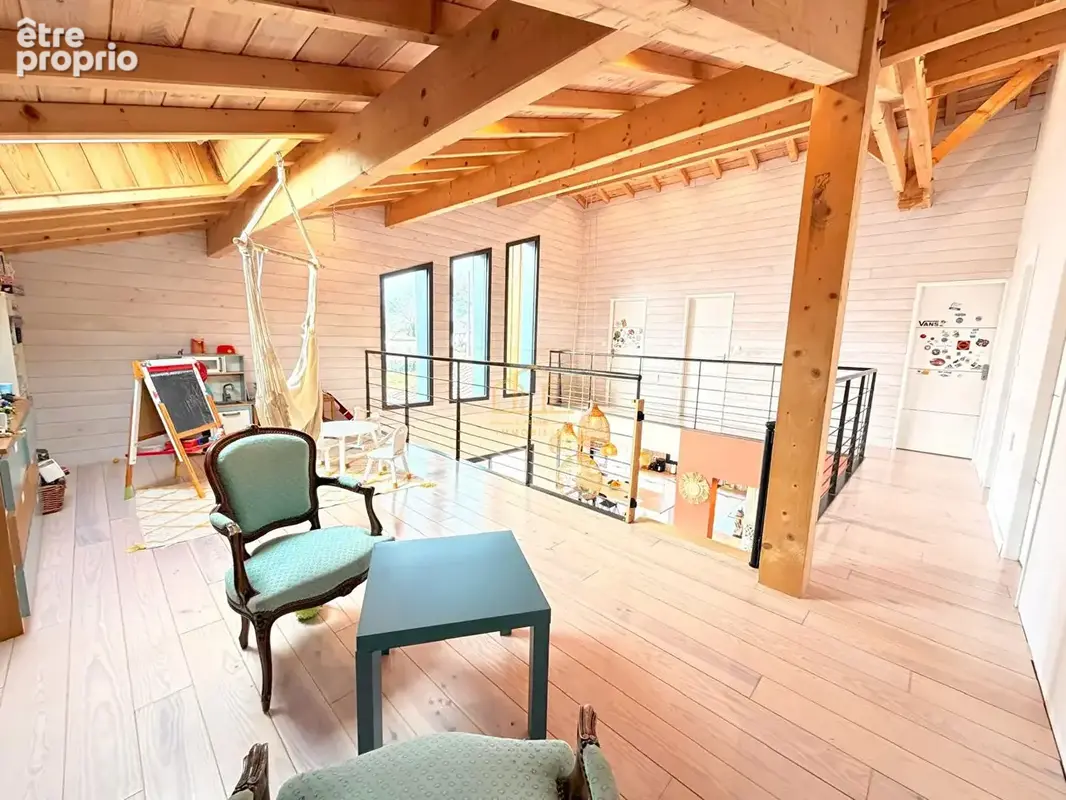 Maison contemporaine avec piscine, studio et garage à vendre à Salles - photo 11