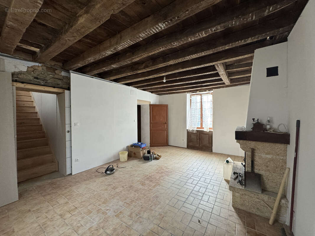 Maison à PREVERANGES