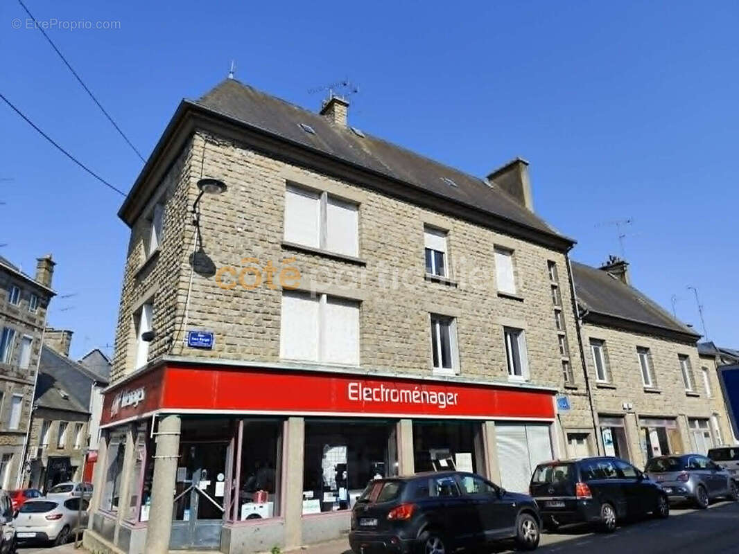 Appartement à SAINT-HILAIRE-DU-HARCOUET