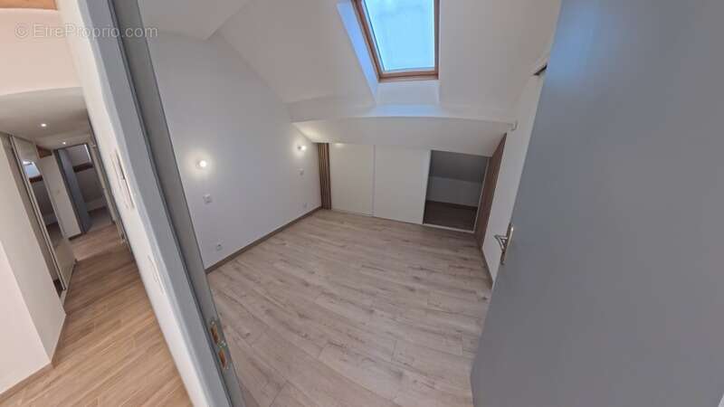Appartement à SALINS-LES-THERMES