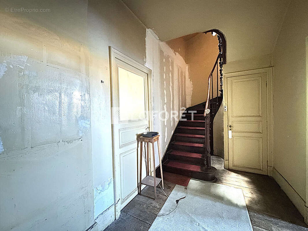 Maison à MARENNES