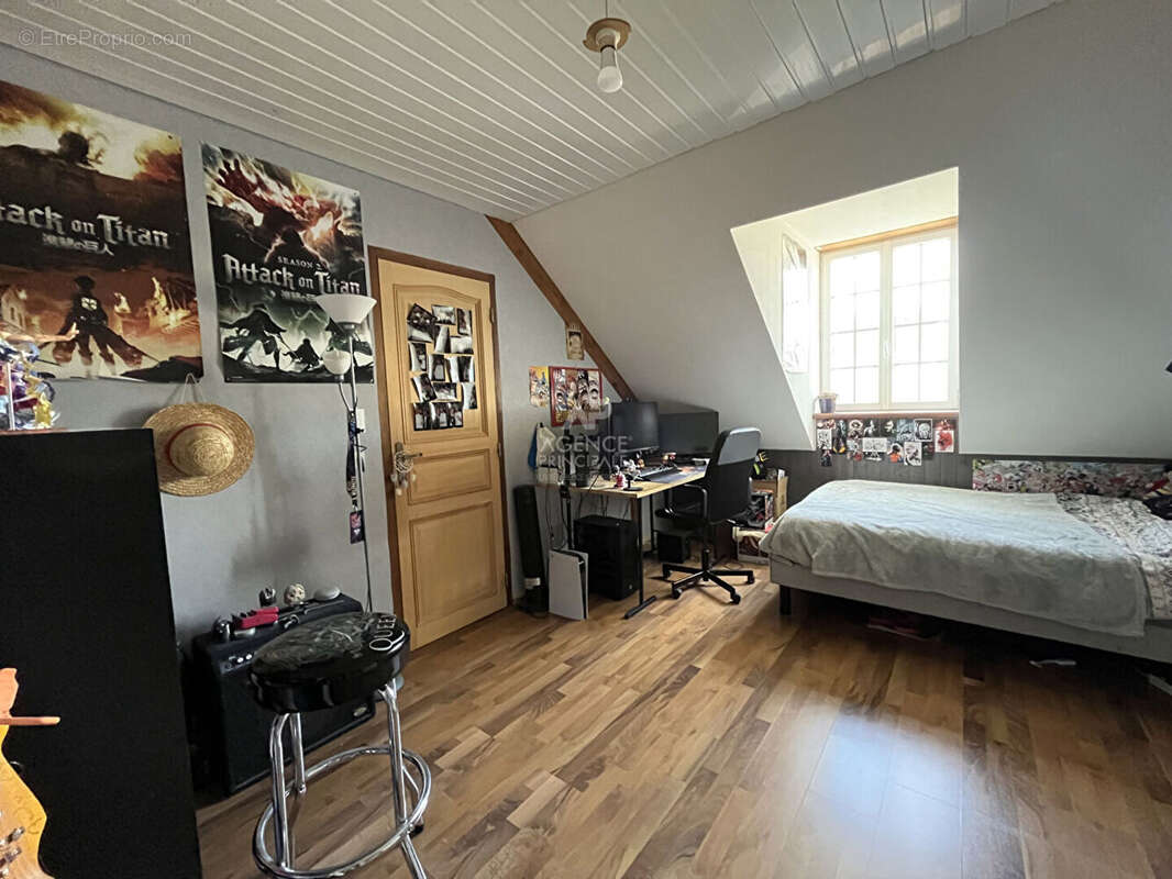 Maison à COURDIMANCHE