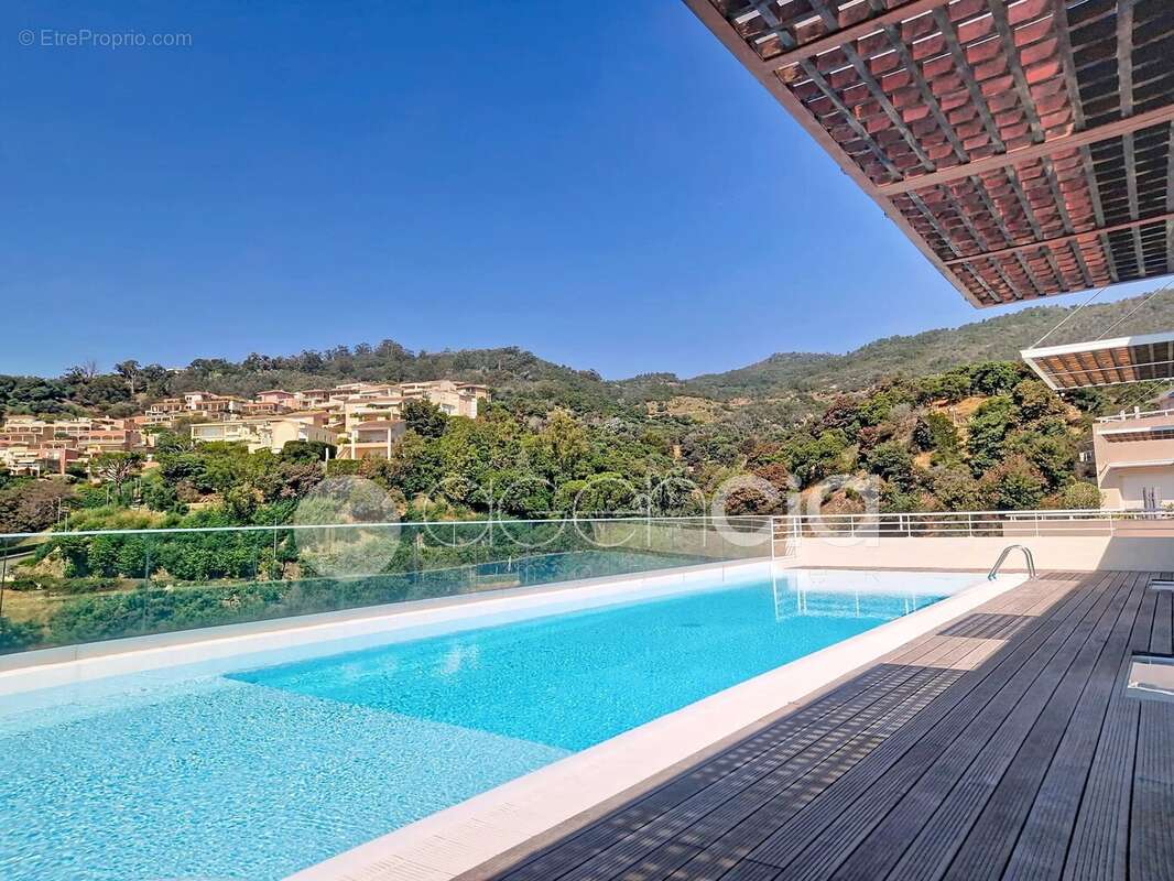 Appartement à MANDELIEU-LA-NAPOULE