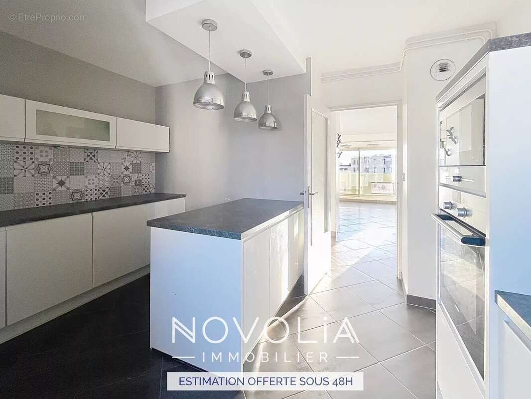 Appartement à LYON-8E