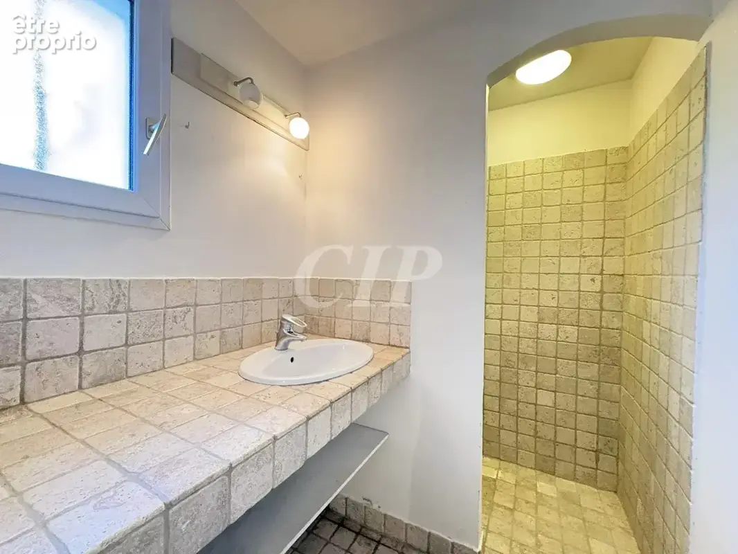 Aureille Villa de charme 175 m2 6 chambres - photo 13