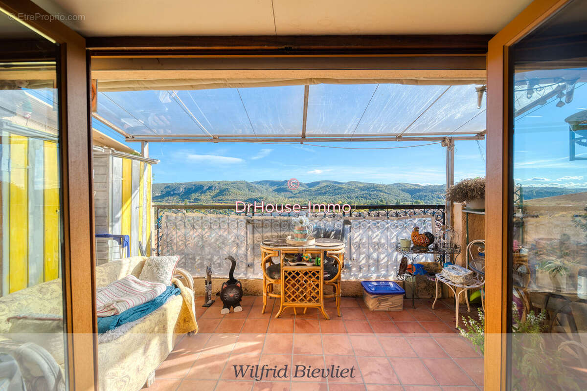 Maison à GREOUX-LES-BAINS