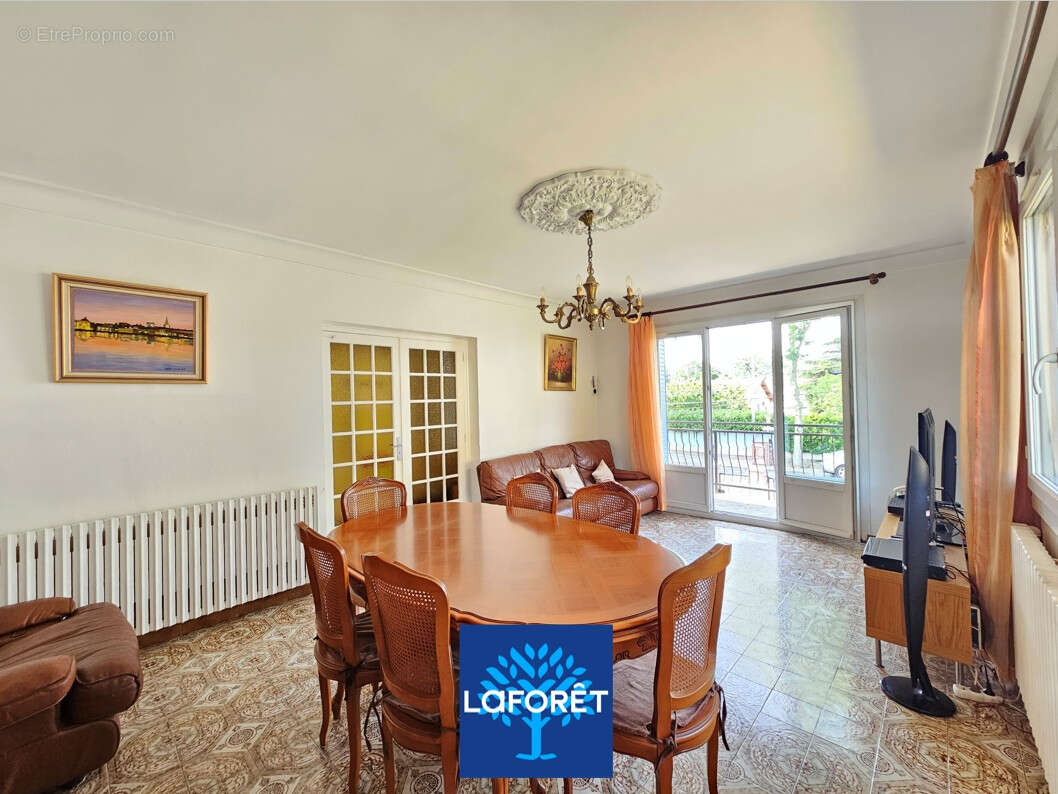 Maison à SAINT-PRIEST