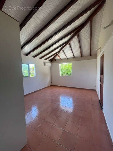 Jolie villa f3 + garage +1  piece  - campagne calme de petit canal - terrain de 876 m2 - photo 5