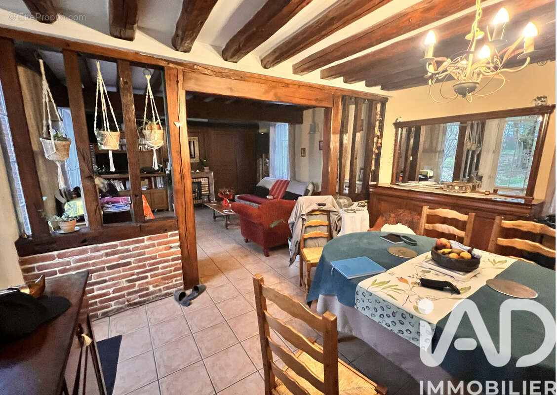 Photo 3 - Maison à SAINT-GERMAIN-LA-CAMPAGNE