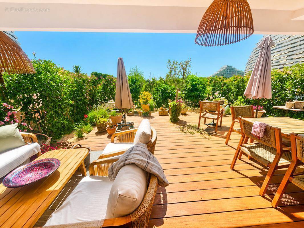 Appartement à VILLENEUVE-LOUBET