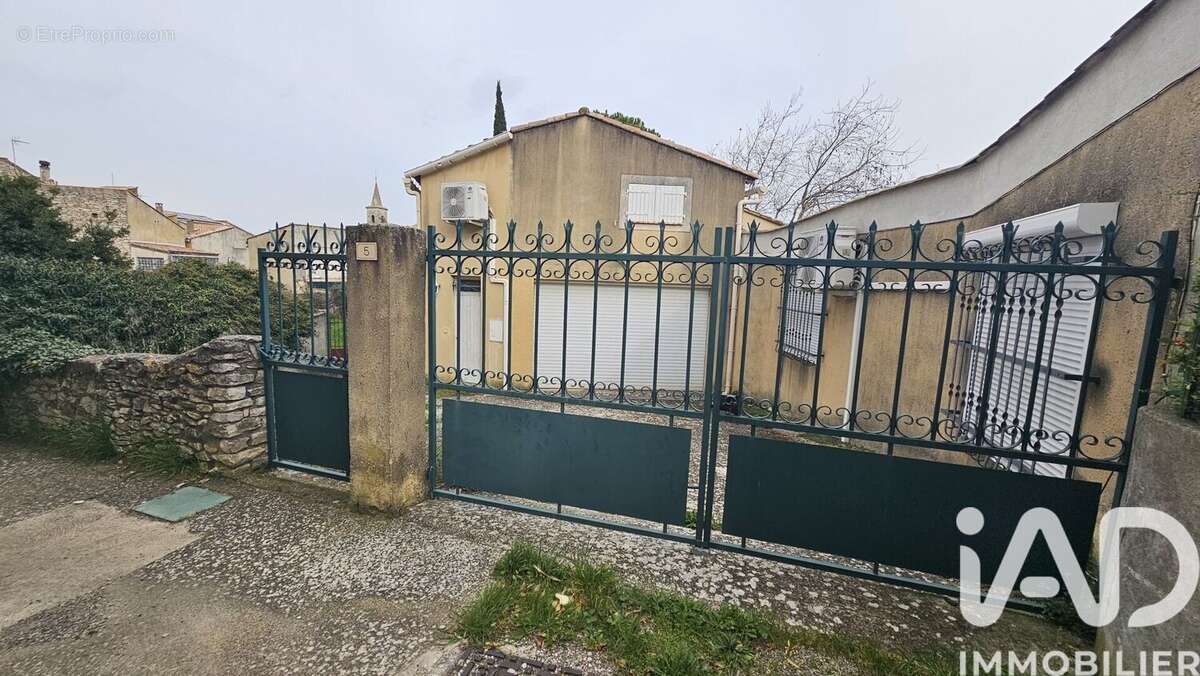 Appartement 140 m² à Lirac  - photo 8