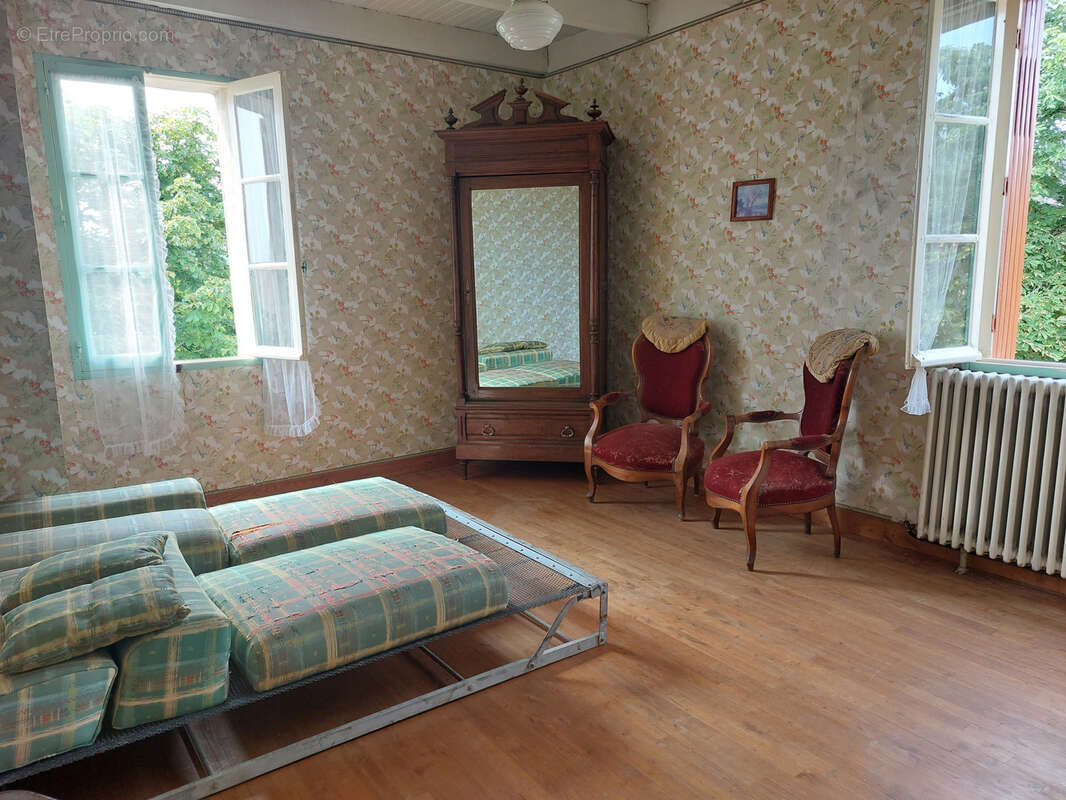 Maison à BAGAT-EN-QUERCY