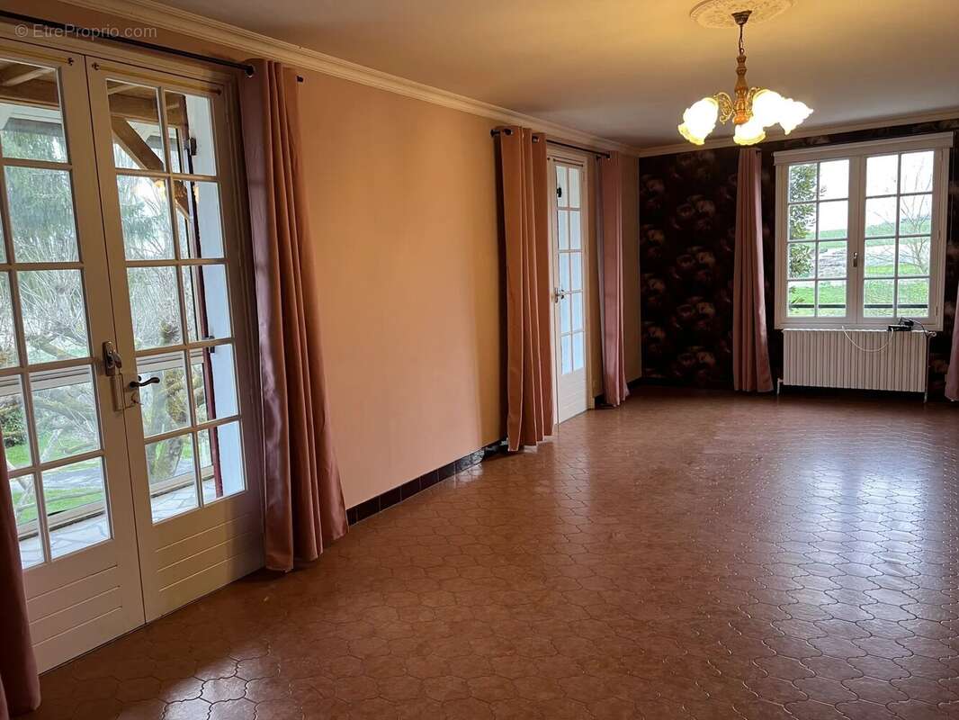 Maison à VERTEILLAC