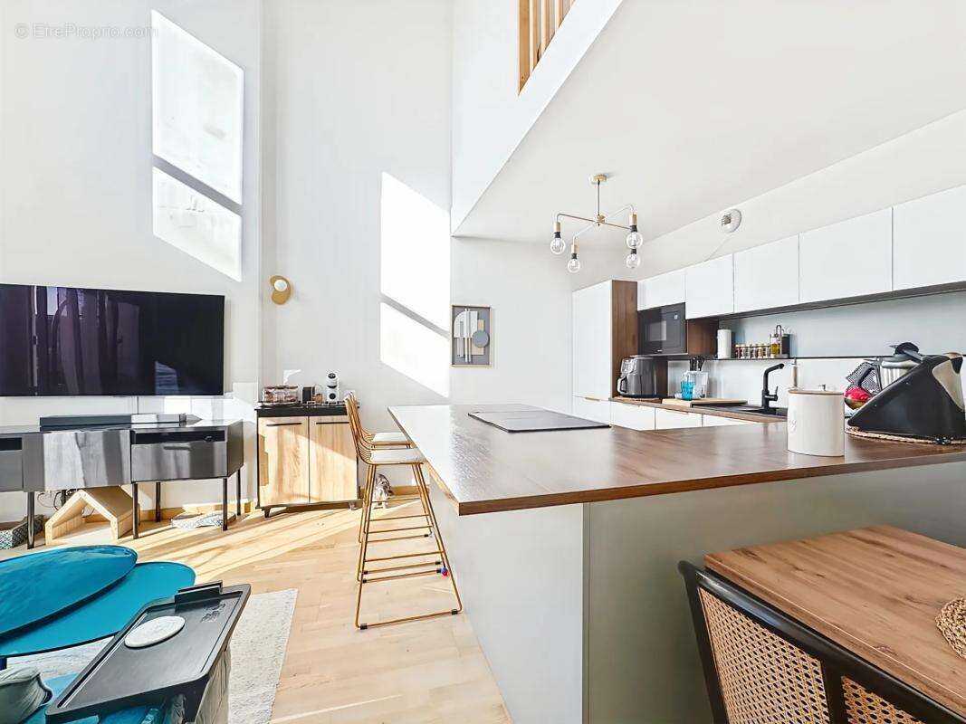 Appartement à L'ISLE-D'ABEAU