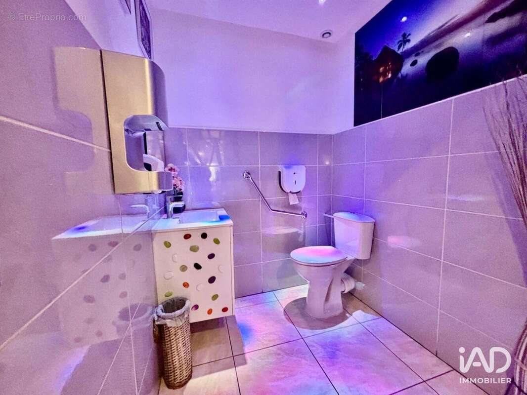 Photo 4 - Commerce à SAINT-MAXIMIN-LA-SAINTE-BAUME