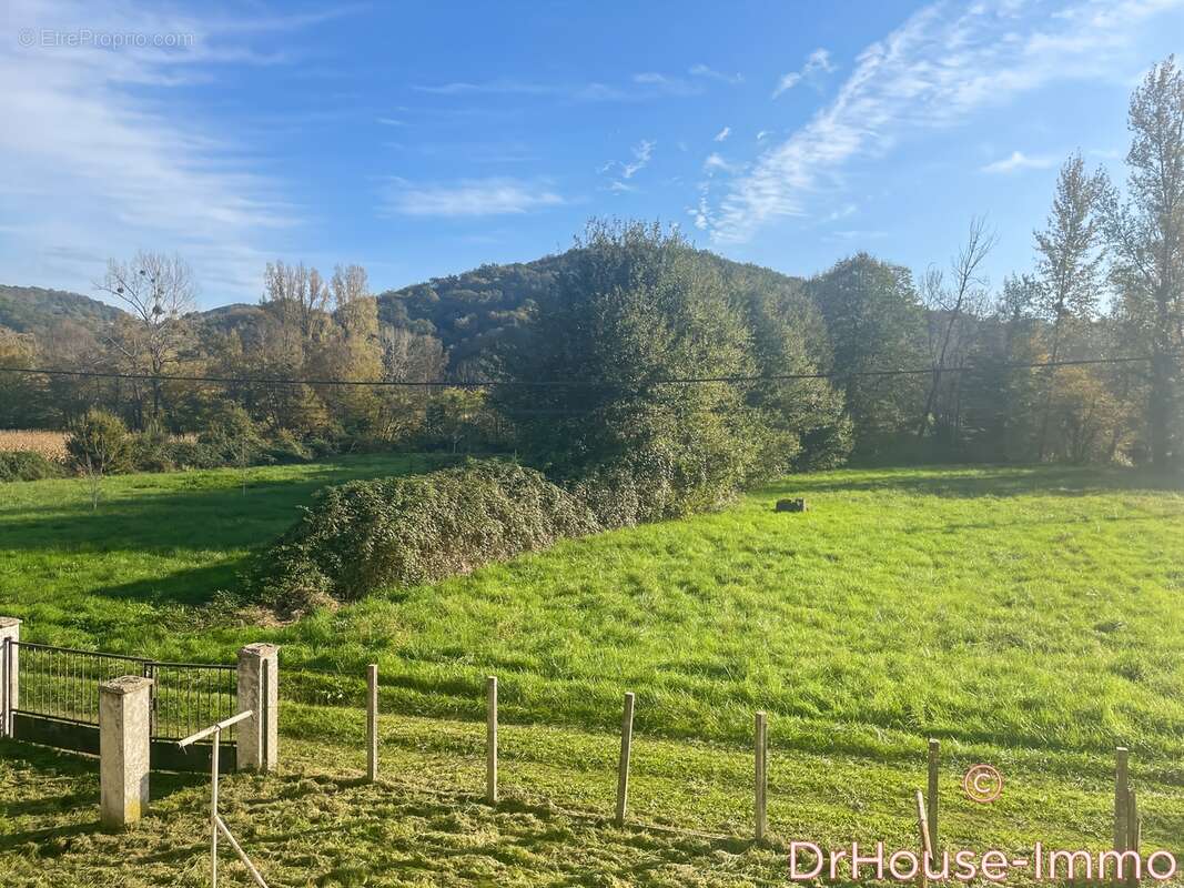 Maison à GAGNAC-SUR-CERE