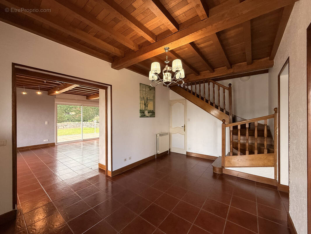 Maison à VILLEMONTAIS