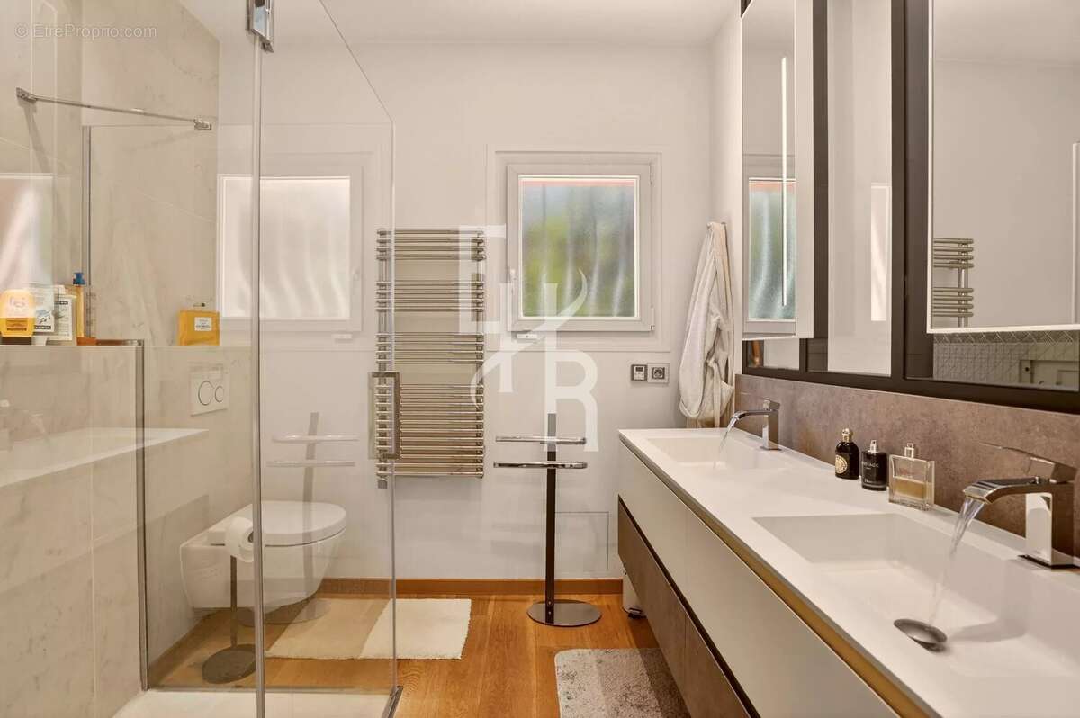 Maison à MOUGINS