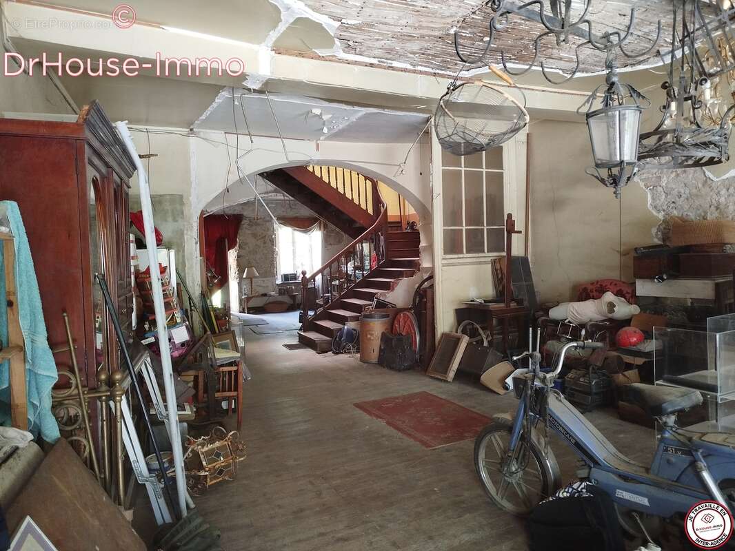 Maison à SAINTE-COLOMBE-SUR-L&#039;HERS