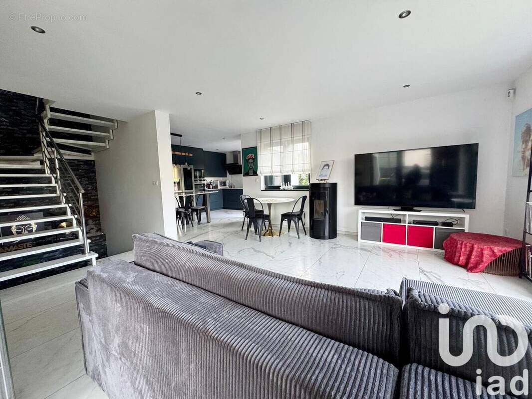 Photo 1 - Maison à ORMESSON-SUR-MARNE