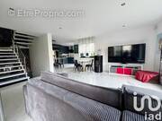 Photo 1 - Maison à ORMESSON-SUR-MARNE