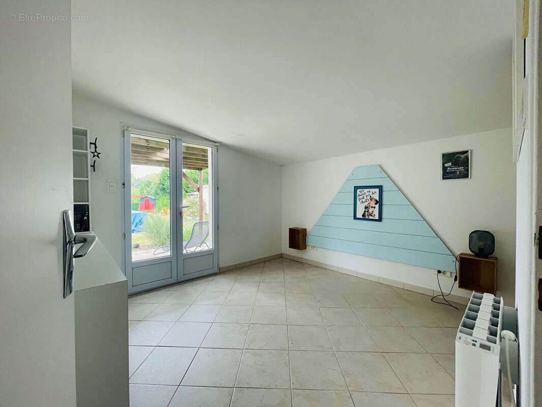 Maison à SAINT-JULIEN-DES-LANDES