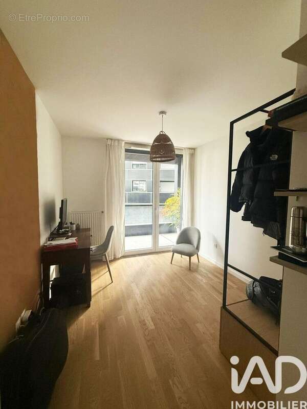 Photo 5 - Appartement à GENNEVILLIERS
