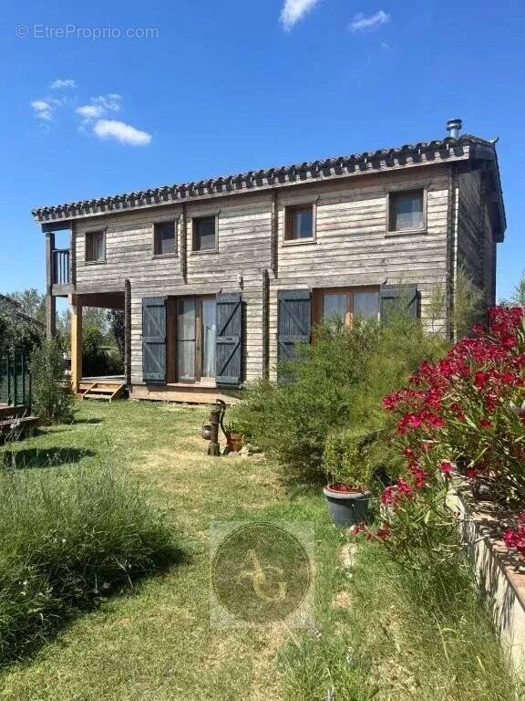 Maison à MOLLEVILLE