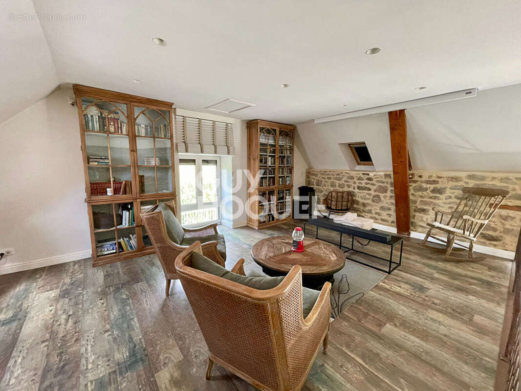 Maison à DOL-DE-BRETAGNE