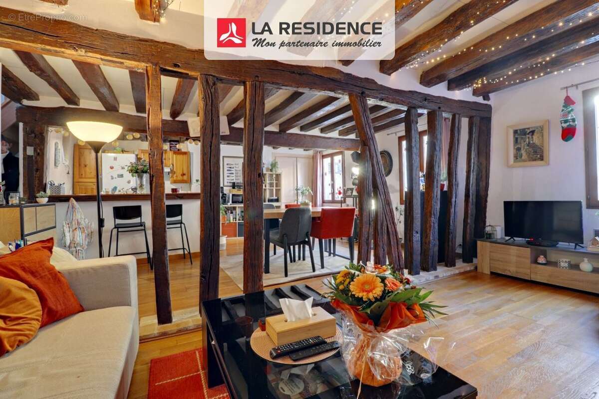 Appartement à HOUDAN