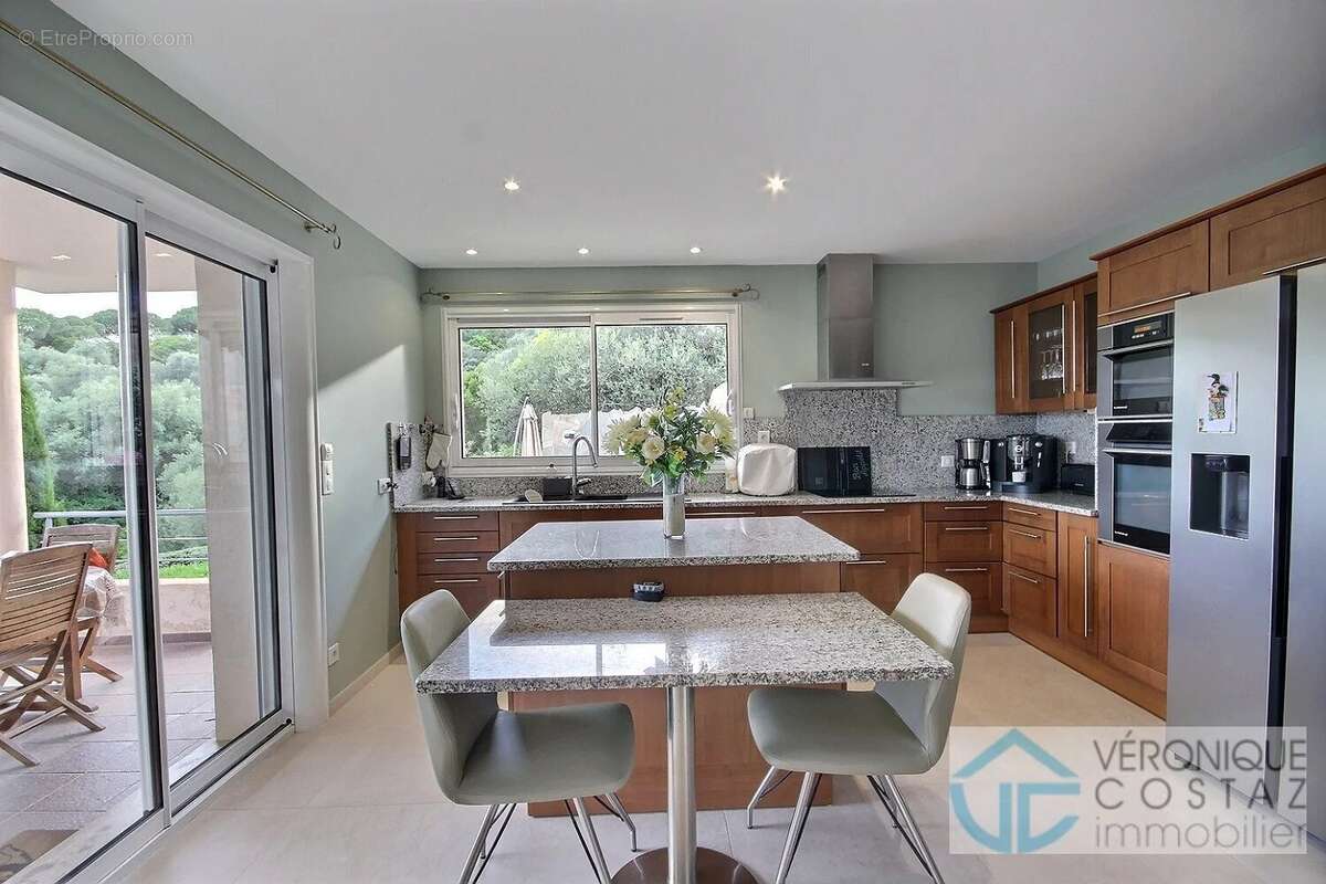 Maison à PORTO-VECCHIO