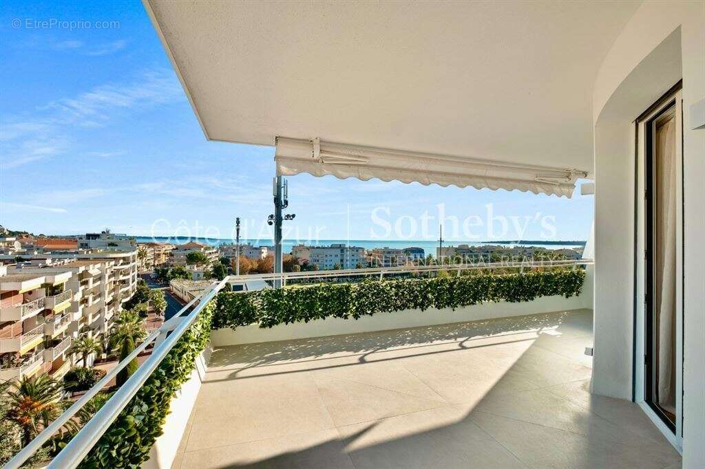 Appartement à CANNES