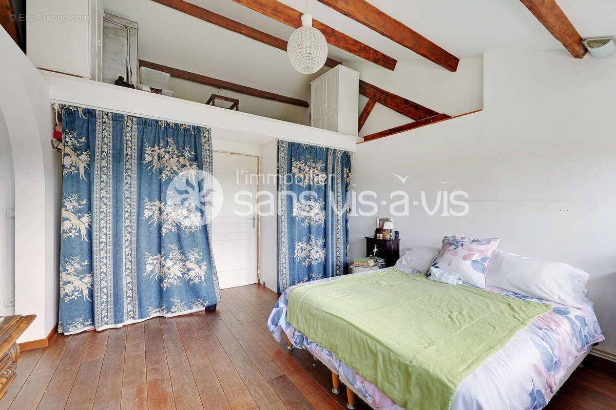 Maison à CARRIERES-SUR-SEINE