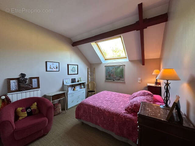 Maison à POUQUES-LORMES